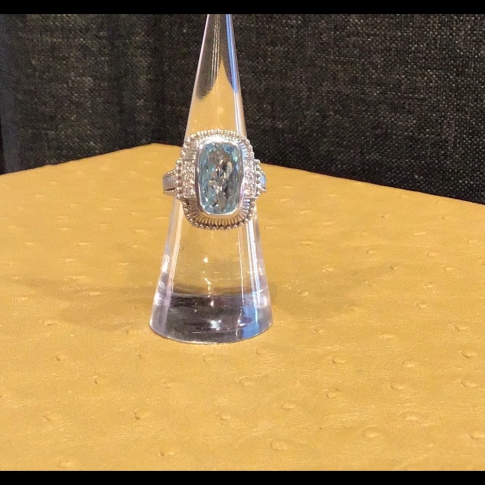 Judith Ripka blue topaz sterling silver ring. Size 6 or 7